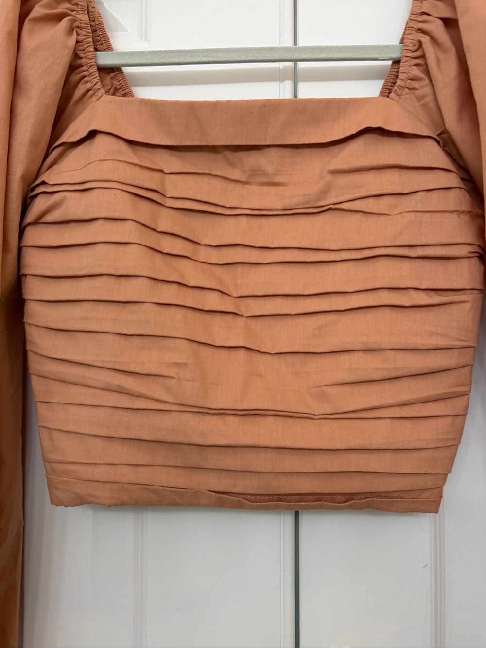Abercrombie & Fitch Pleated Smocked Square-Neck•Puff Sleeve•terracotta•ballet•SM - Picture 6 of 16